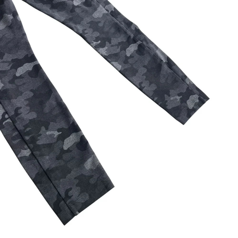 Cabi Women M Black Gray Camo Print Highrise Side Pocket Stretch ATC Legging 3931